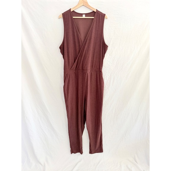 Old Navy Pants - Old Navy Active Jumpsuit Womens Burgundy Breathe On Sleeveless Wrap XL